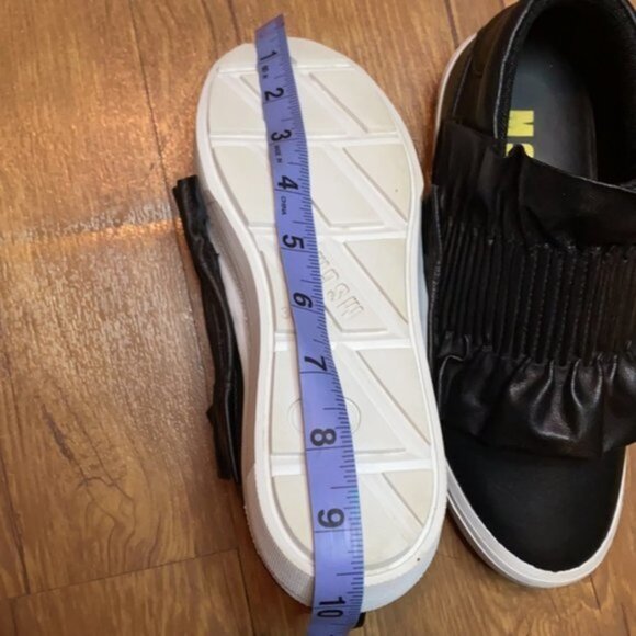 MSGM Leather Black Ruffle Slip On Sneaker Women Size 36 - Picture 8 of 9